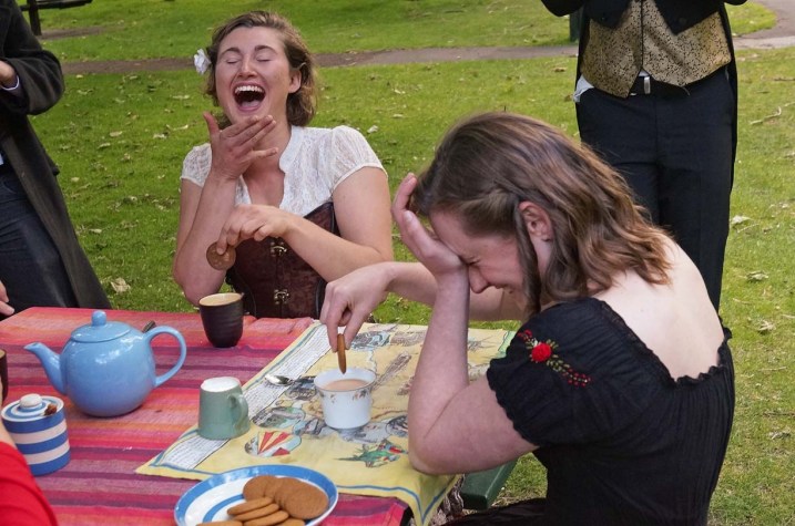 Antipodean Tea Duelling, Hilarity